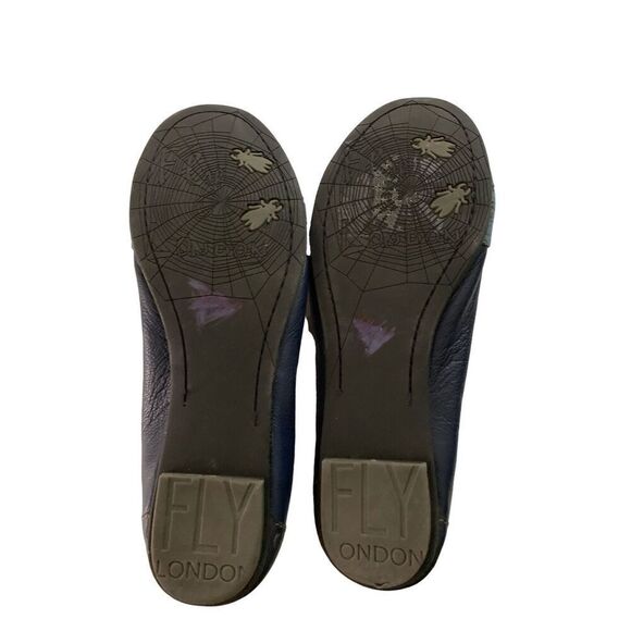 Fly London flats blue women's size 37 US 6.5/7 - Picture 7 of 9